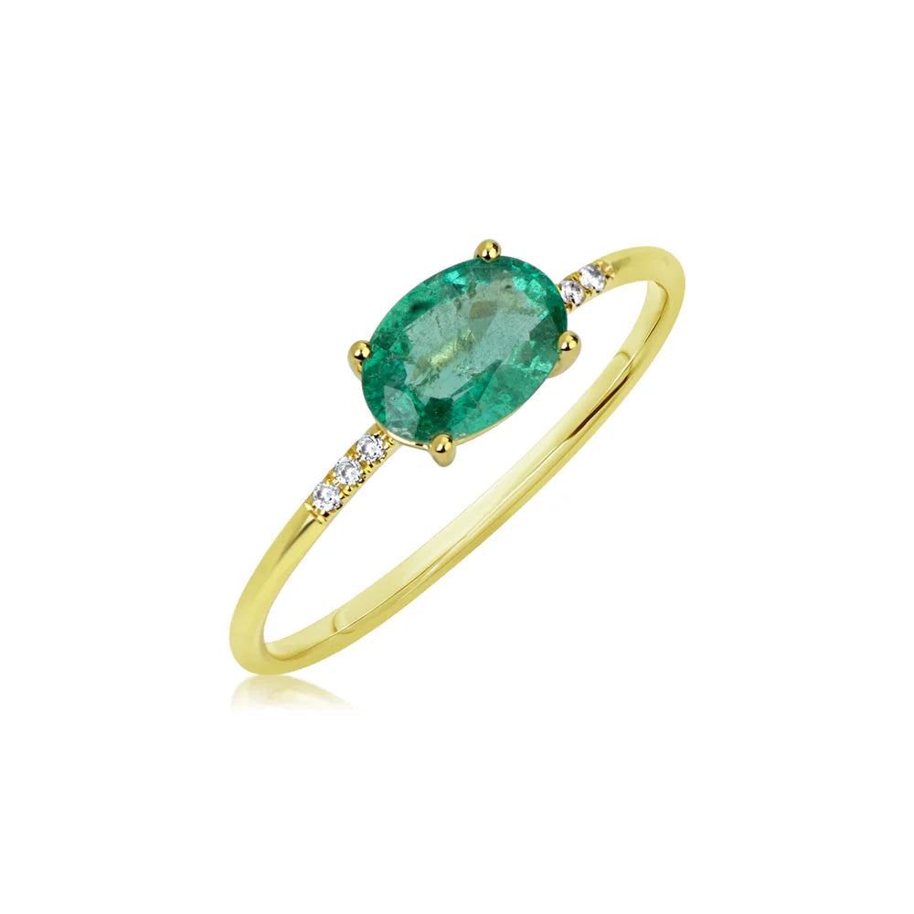 EMERALD AND DIAMOND RING💎